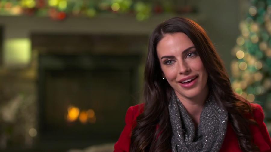 5 Days to Christmas - 2016 - Jessica Lowndes | Hallmark Channel